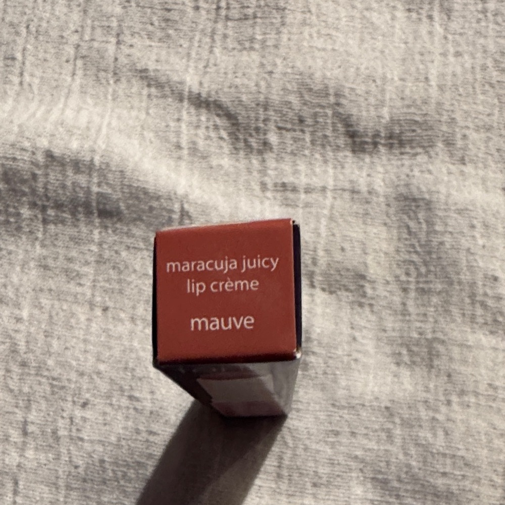 Tarte Maracuja Juicy Lip Crème - Soft Pink Travel or Night out size! - Picture 2 of 4
